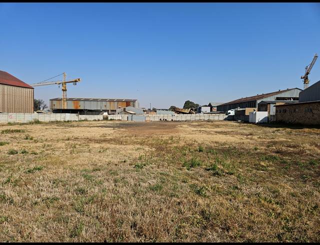 2,999M² VACANT LAND TO LET IN ELANDSFONTEIN